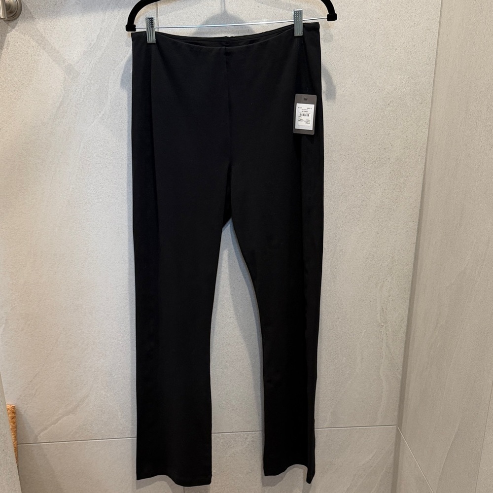 Lysse Black Pants - Straight Silhouette
